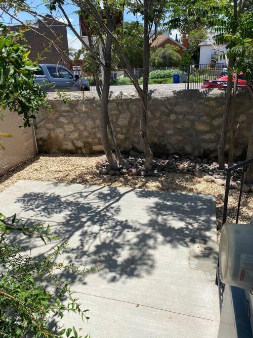 Close To All, Restfull, Cozy Duplex B In Downtown, Utep, Hospitals