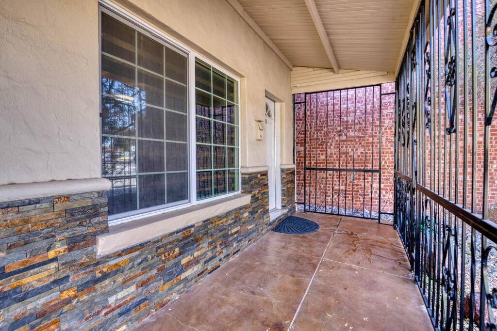 Apartment Close To All, Restfull, Cozy Duplex B In Downtown, Utep, Hospitals