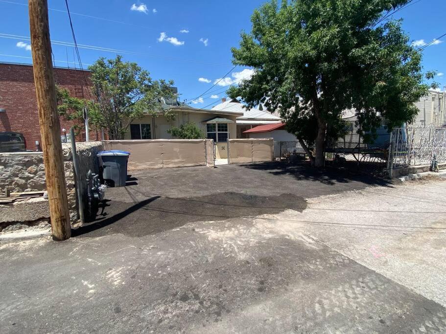 Close To All, Restfull, Cozy Duplex B In Downtown, Utep, Hospitals