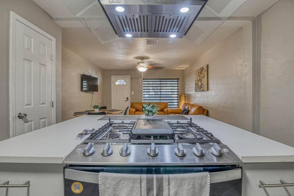 Close To All, Restfull, Cozy Duplex B In Downtown, Utep, Hospitals El Paso